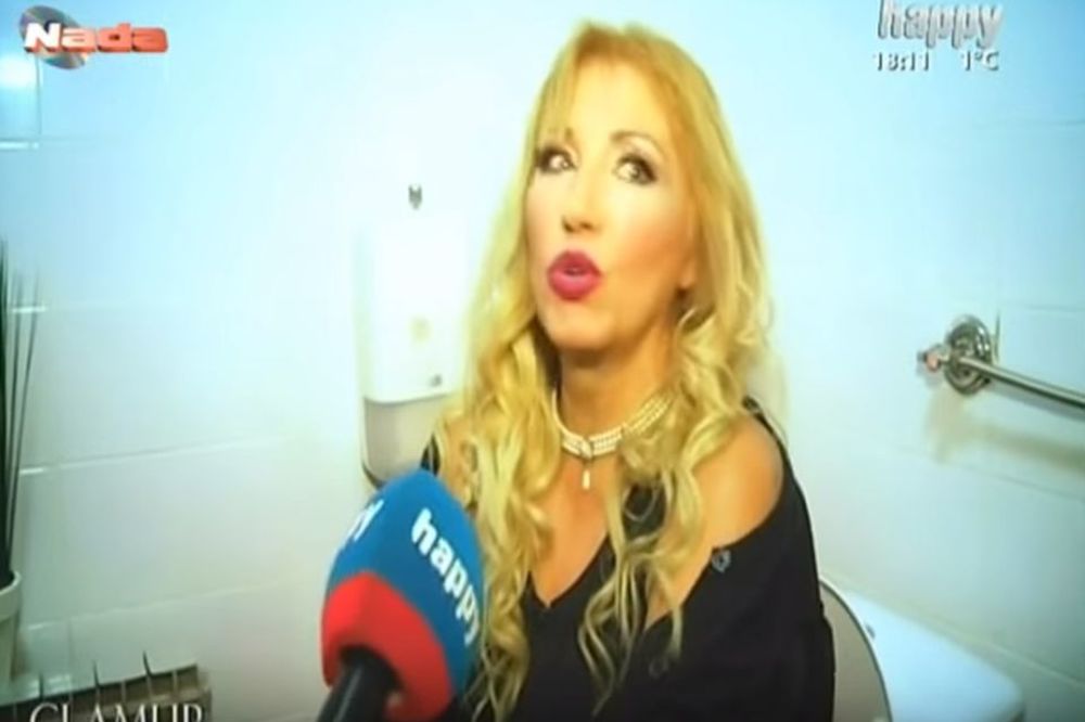 Nada Topčagić dala intervju na WC šolji! Glamurozno, nema šta! (VIDEO)