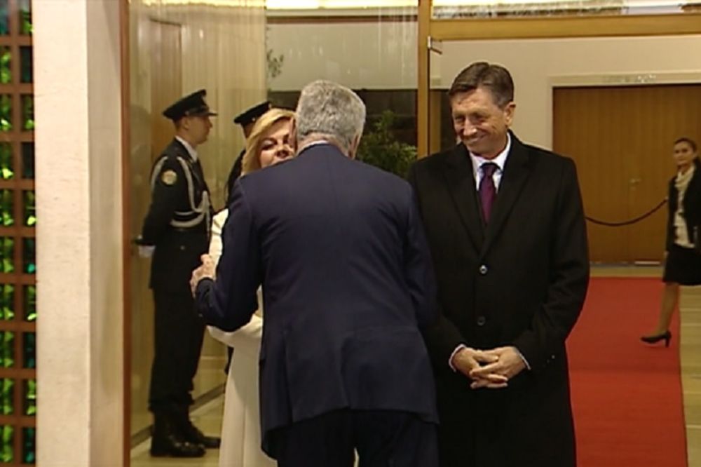 Toma Kazanova: Sevale varnice kad je prišao Kolindi! 3 puta je poljubio, ona se izmicala! (FOTO) (VIDEO)