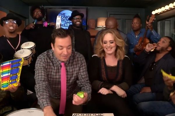 Planetarni hit u originalnom izdanju: Adela i The Roots uz pratnju metalofona (VIDEO) (GIF)