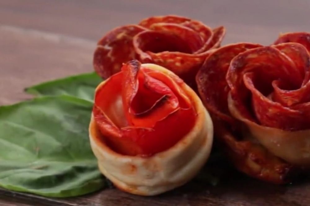 I za oko i za usta: Pica ružice kakve nikad niste videli (RECEPT) (VIDEO)