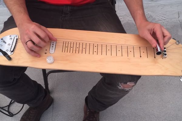 Umete li da vozite skejtbord? A... Da svirate? (VIDEO)