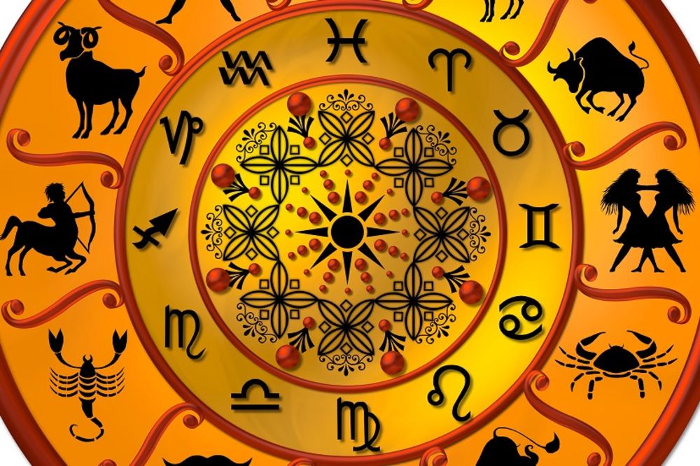 Ako se nasamo nađete sa ovim znakom, ne puštajte ga iz ruku! (GIF)