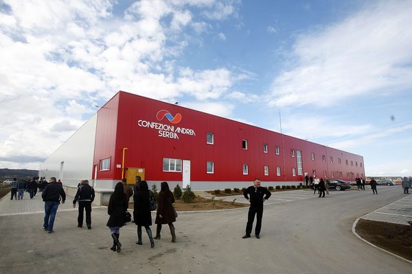 175 Jagodinaca šutnuli na ulicu! Evo kako se italijanska kompanija obračunala sa pobunjenima