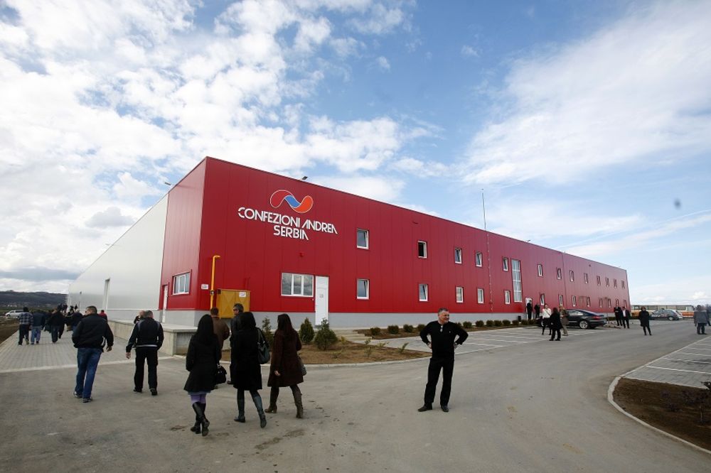 175 Jagodinaca šutnuli na ulicu! Evo kako se italijanska kompanija obračunala sa pobunjenima