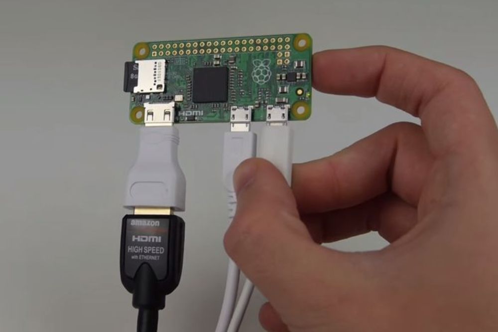 Najjeftiniji računar na svetu: Malinica veličine palca za samo 5 dolara! (VIDEO)