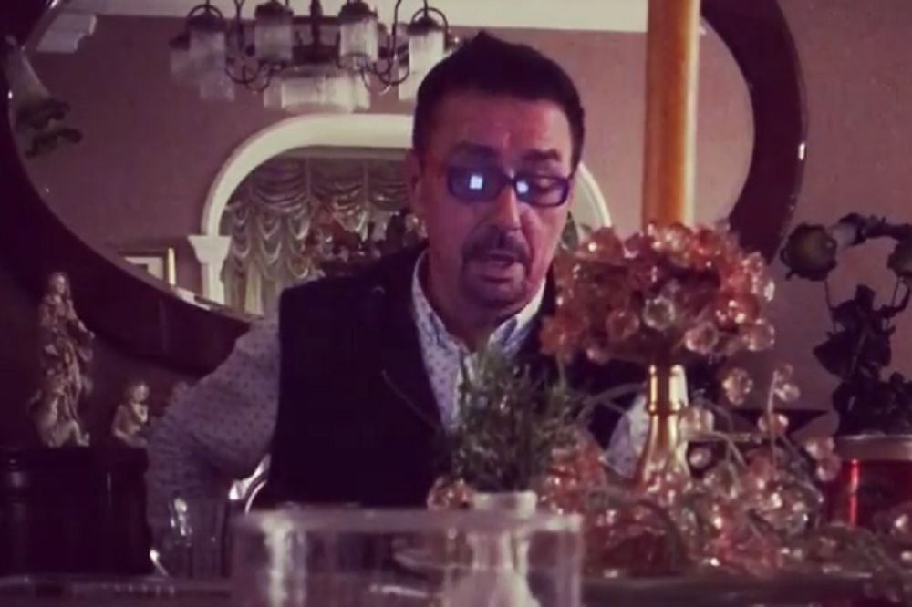 Cepanje od smeha: Keba čita šta su novinari pisali o svadbi! (VIDEO)