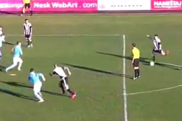 Evrogol Živkovića preko živog zida koji je doneo prednost Partizanu u Subotici! (VIDEO)