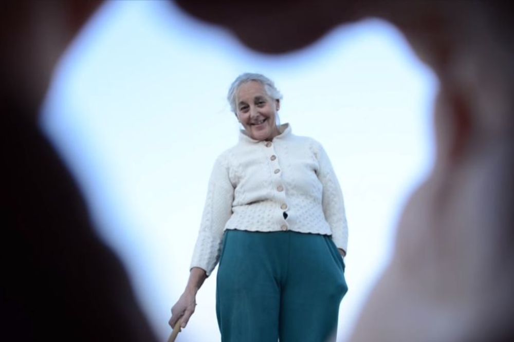 Najbolji sin ikada: Ono što je uradio za svoju mamu, neće vas ostaviti ravnodušnima (VIDEO)