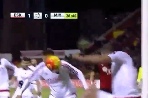 Ovo je jedan od smešnijih autogolova, a postigao ga je Srbin! (VIDEO)