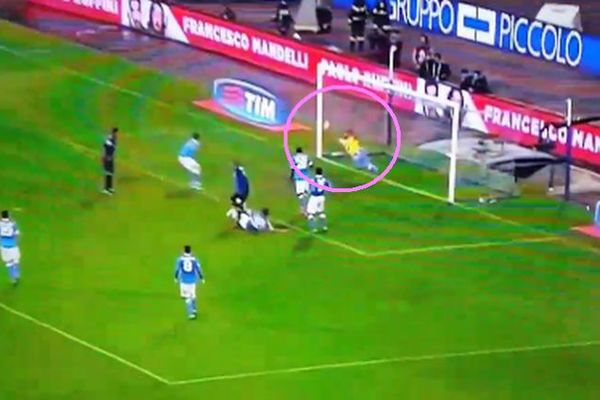 Još ima to u sebi: Malo sreće, malo pameti i Reina postane heroj meča! (VIDEO)