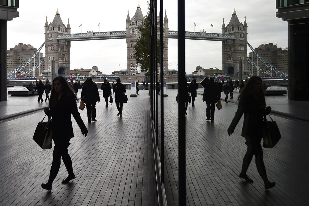 Evakuacije širom Evrope: Lažna dojava u Londonu, pronađena bomba na sofijskom aerodromu! (FOTO)