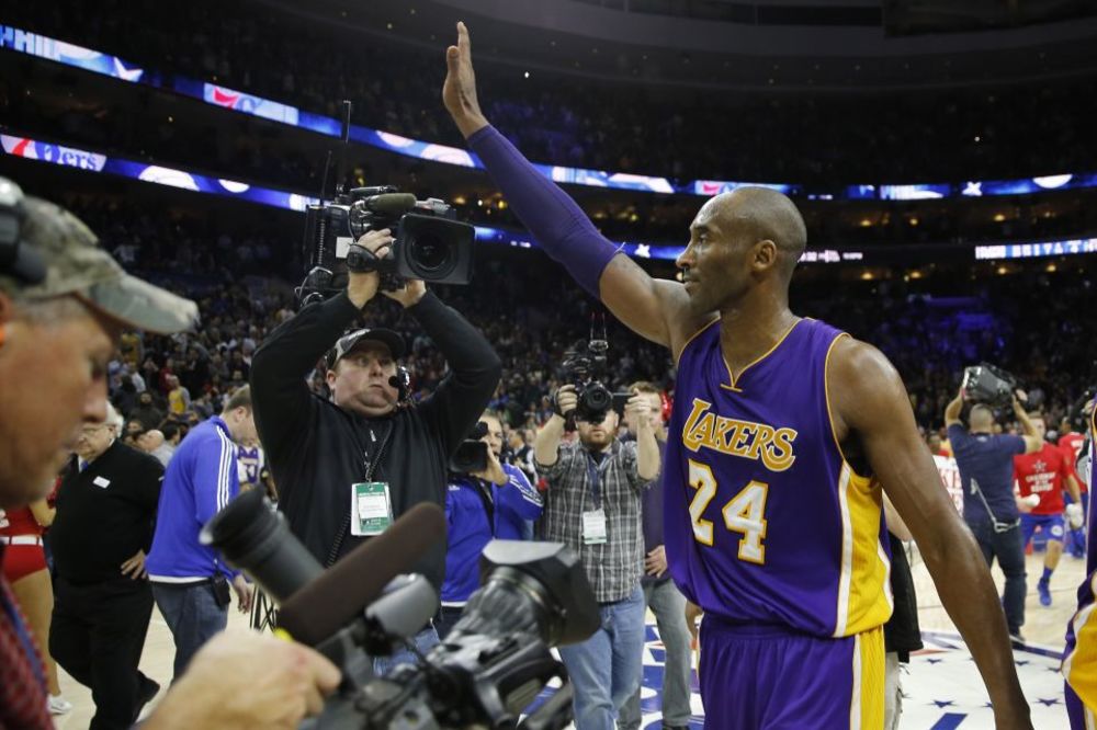 Prva pobeda Siksersa i to na oproštaju Brajanta od rodnog grada: Poslednji let Crne mambe u Filiju! (VIDEO)