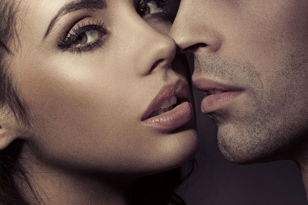 6 rečenica koje ne smete reći kada ste goli (FOTO)