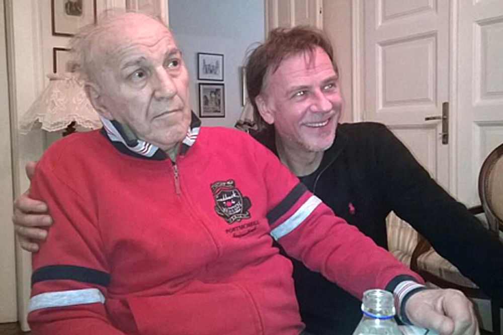 Sreo idola posle 17 godina! Dirljiv susret Žarka Lauševića i ikone našeg glumišta! (FOTO)