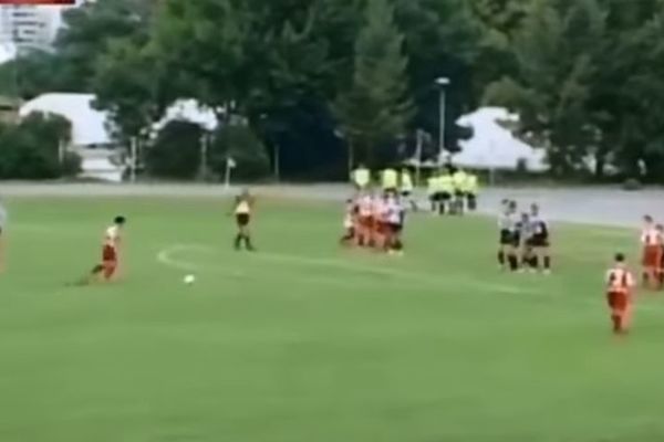 Danas je Zvezdina vedeta, a u petlićima je dao strašan gol Partizanu iz slobodnjaka! (VIDEO)