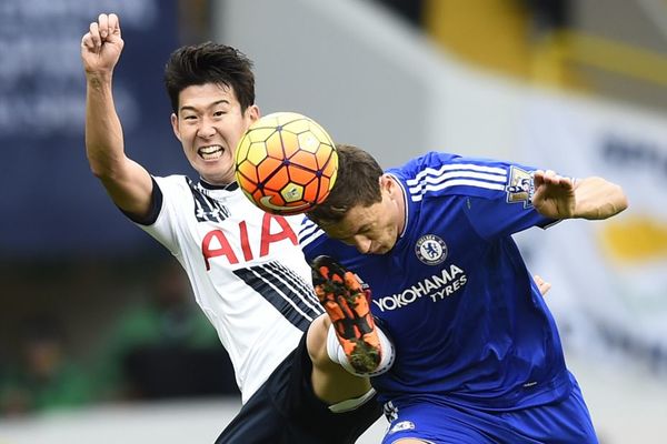 Matić odigrao londonski derbi sa dvostrukim prelomom na licu! (VIDEO)