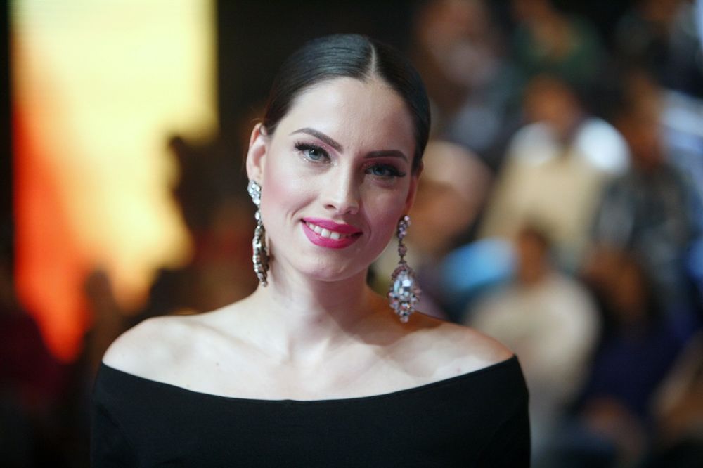 Da li Mirki Vasiljević smetaju Vujadinove šale na društvenim mrežama? (FOTO)