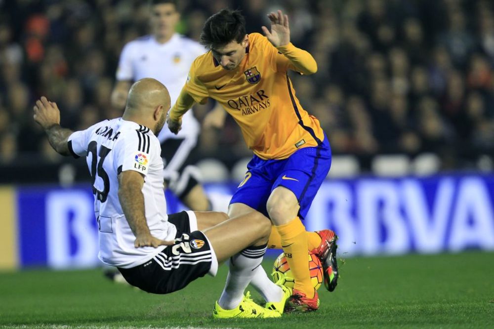 Barsa zaustavljena u Valensiji, Real za poluvreme zgazio Hetafe! (VIDEO)