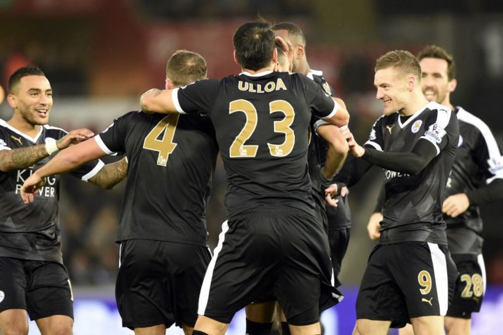 Fudbaleri Lestera slave prvo mesto na tabeli prerušeni u nindža kornjače! (FOTO)