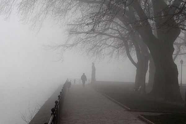 Ceo decembar nećemo videti prst pred okom: Magla do Nove godine, sneg neće ni pasti! (FOTO)