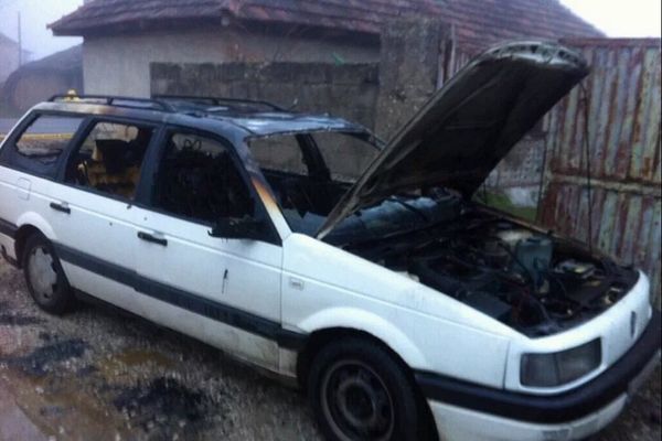 Albanci pucali na Srbe sa Kosova! Srušen spomenik žrtvama NATO bombardovanja!