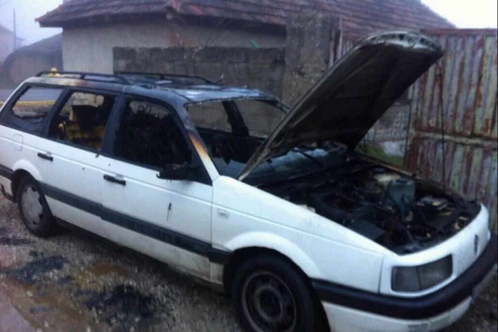 Albanci pucali na Srbe sa Kosova! Srušen spomenik žrtvama NATO bombardovanja!