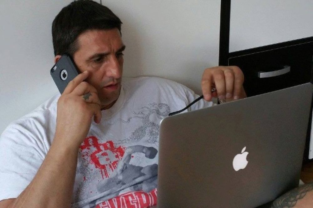 Evo ko je Kristijana ispratio poljupcem na Farmu! (FOTO)