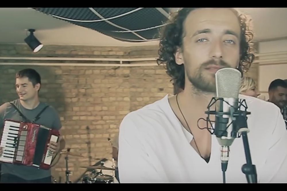 Intervju - Ničim izazvan: Boris je u bendu zadužen za sve glupe ideje! (VIDEO)