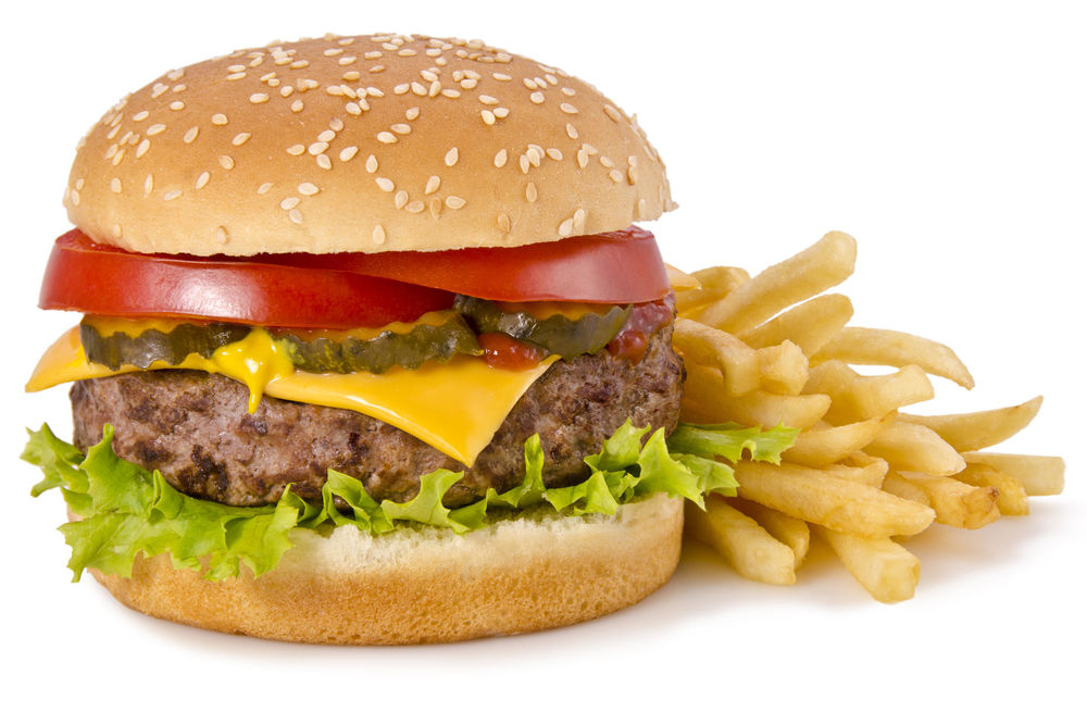 Zombi burger: Kupio je krompiriće pre 6 godina, i dalje su kao novi! (FOTO)