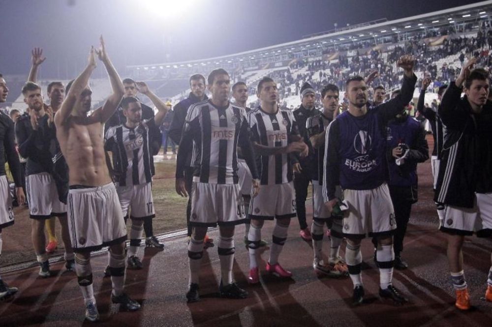 Zbog ovoga strepe navijači Partizana pred Augzburg: Da nisu Nemci bilo bi mnogo lakše! (VIDEO)