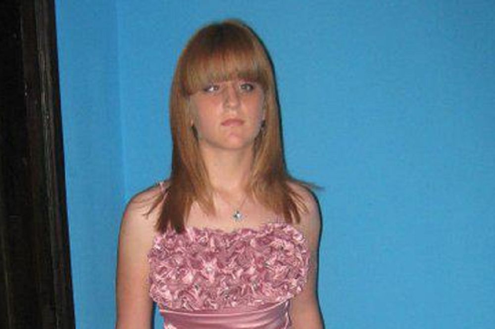 Srbijo, stidi se! Zato što je slabovida, Anu studiranje košta mnogo skuplje! (FOTO)