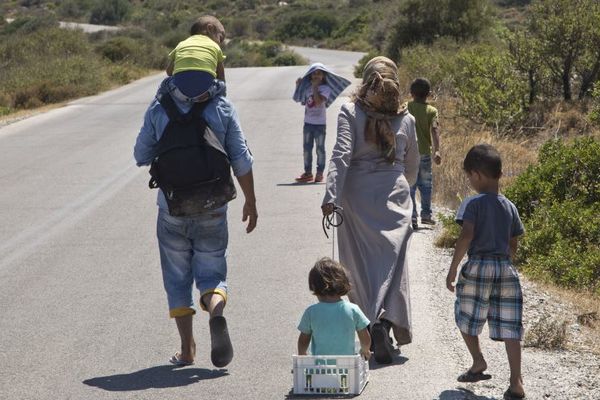 Odsečene glave, beživotna tela po ulicama: Ovo je život u srcu Islamske države! (FOTO)