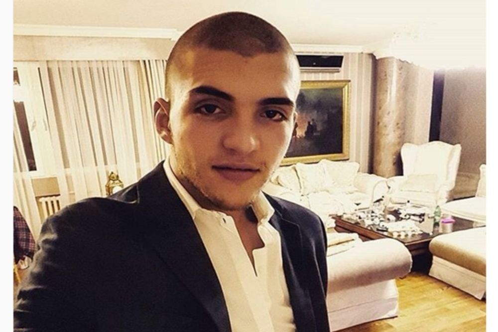 Veljko danas slavi 19. rođendan! A raspilavićete se kad vidite kakav je medenjak bio u osnovnoj školi!