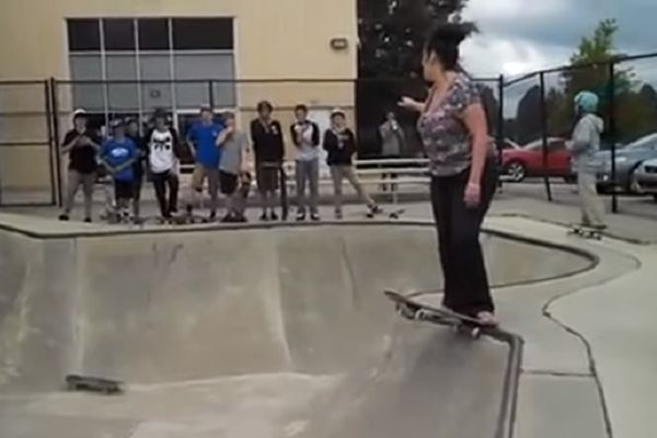 Nema ništa gore nego kada te pijana majka izblamira: Htela je da ispadne faca, ali...