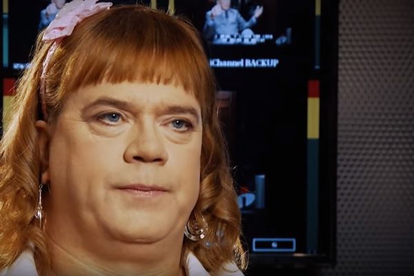 Napustio ženu i sedmoro dece, pa postao šestogodišnja devojčica (FOTO) (VIDEO)