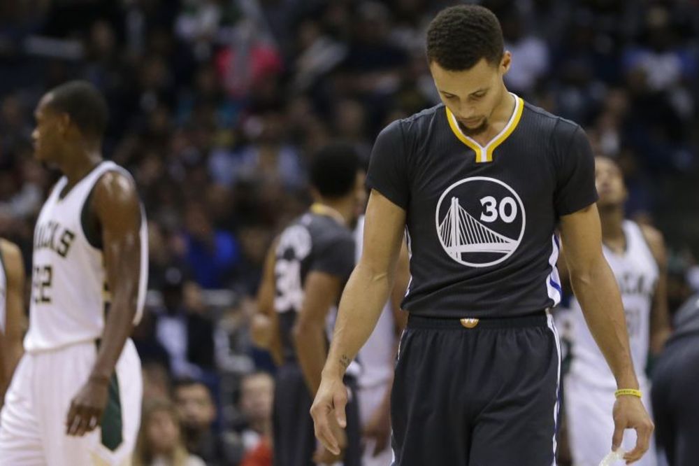 Kraj zlatne serije: Milvoki je uzeo skalp Voriorsima, Marjanović ni na klupi!