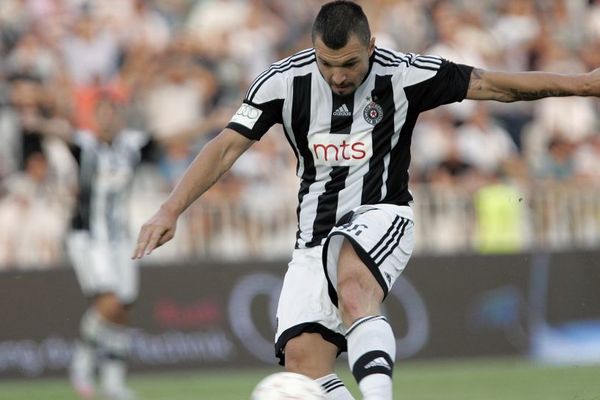 Rezervista Božinov vratio nadu crno-belima na Banjici! (VIDEO)