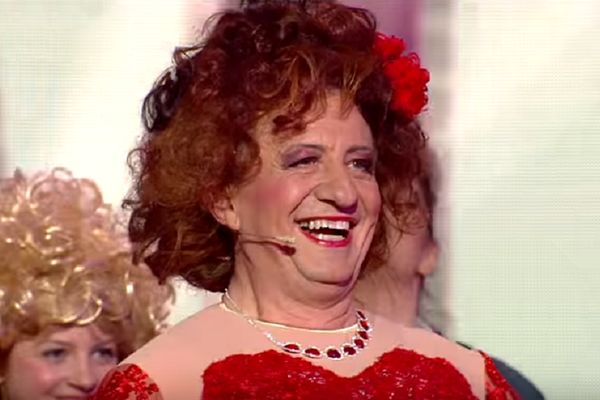 Žika Nikolić se maskirao u ženu i postao Živka Šarenica! (FOTO) (VIDEO)