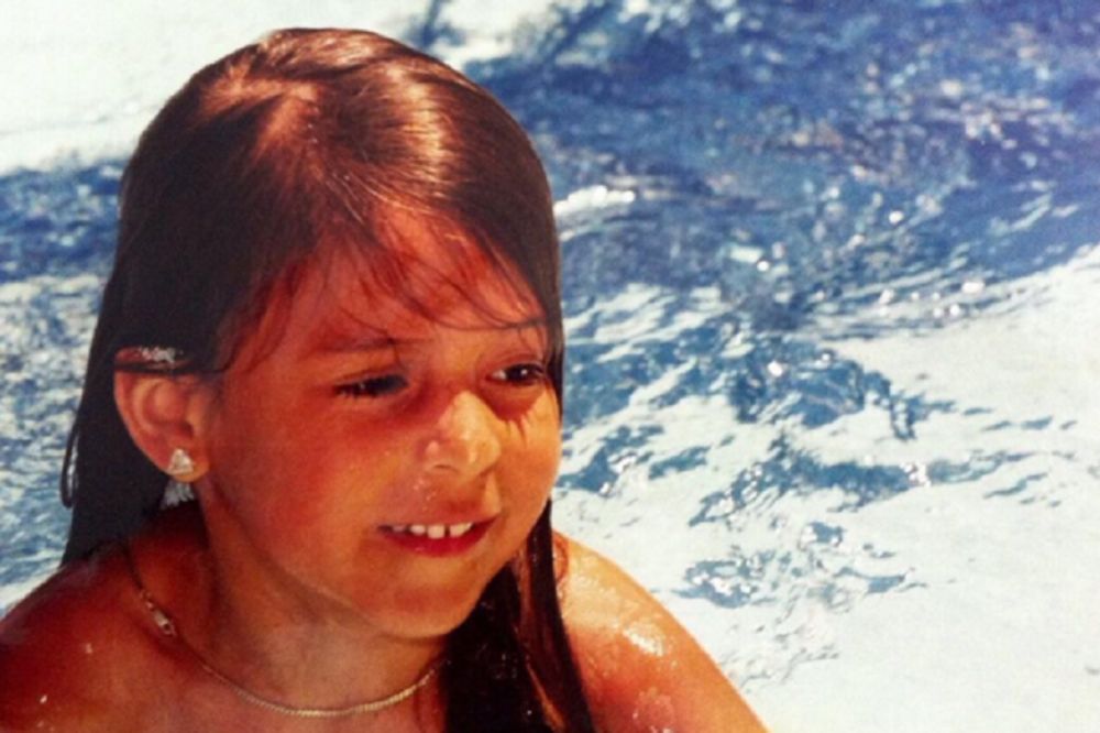 Ovo slatko dete danas je najpopularnija tinejdžerka u Srbiji! (FOTO)