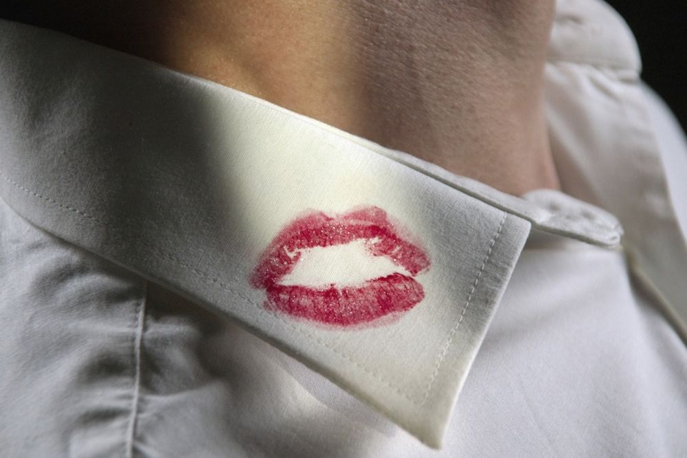 Da li ste nekada bili prevareni? 5 razloga zbog kojih i oni u najsrećnijim vezama švrljaju (FOTO)