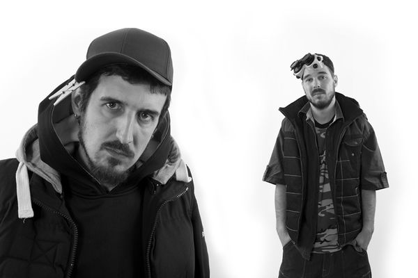 Who See kakve ne znate: O balegi, Milu kralju, Rambu caru, radu nedeljom, heroinu, bogatim Rusima....