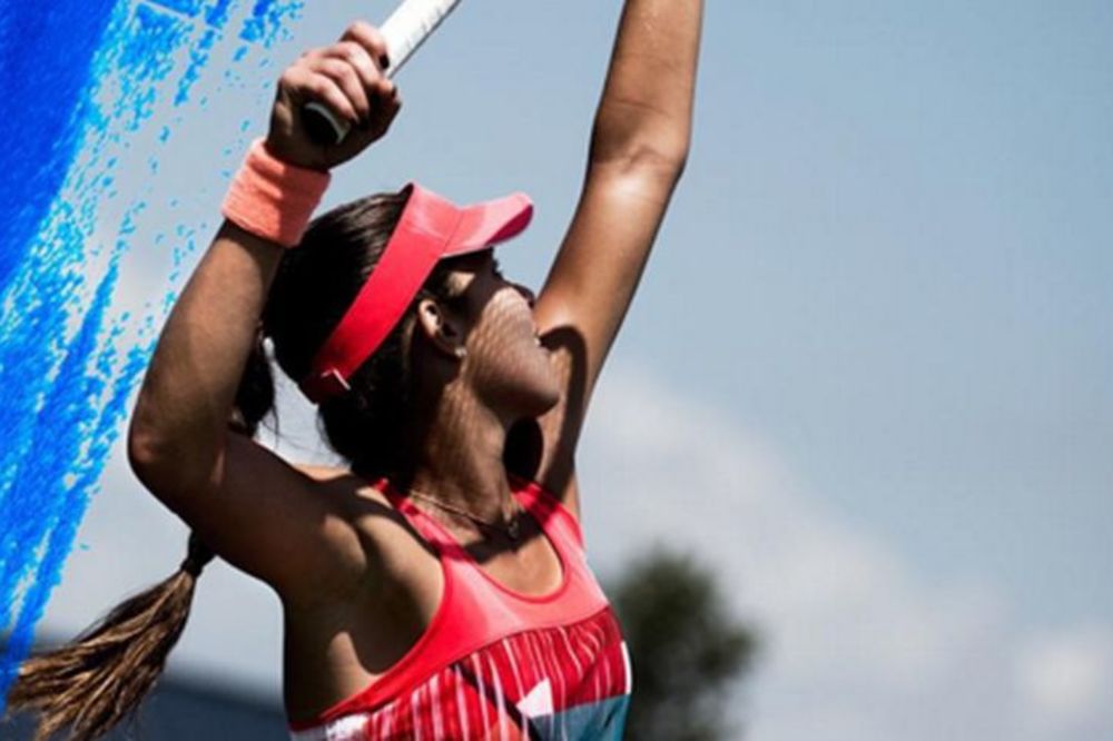 Crveno obuci, nek sluti na radost: Oprema Ane Ivanović za Australijan open! (FOTO)