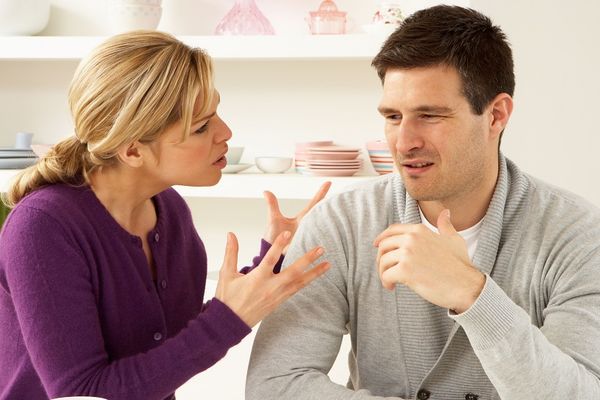 Kad ovo uradite onda je gotovo: 3 reči koje ne smete reći partneru (FOTO) (GIF)