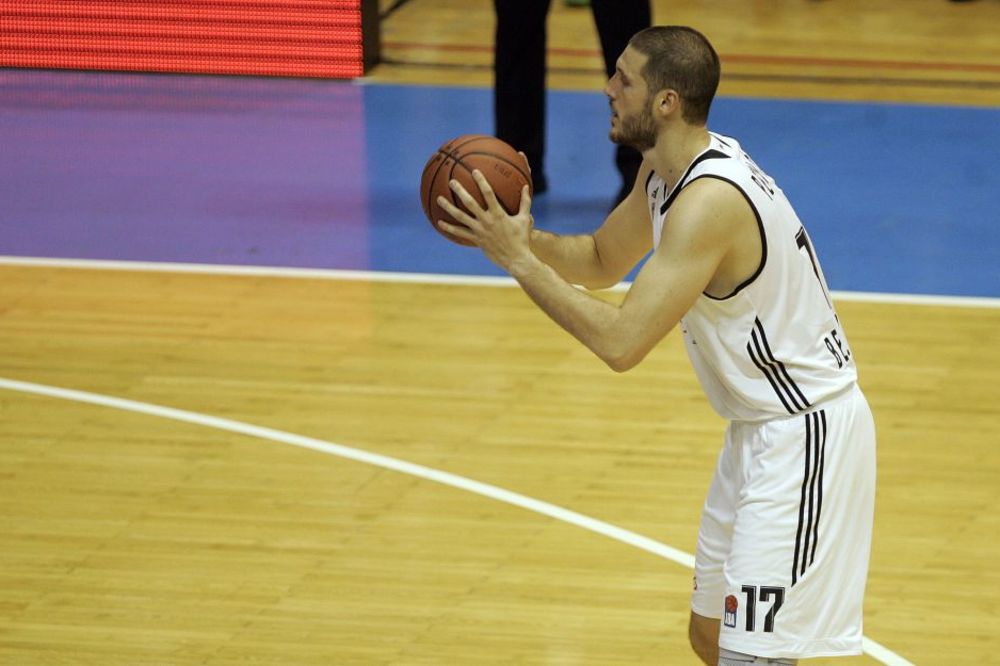 Partizan ostao bez centra: Kosta Perović završio karijeru!