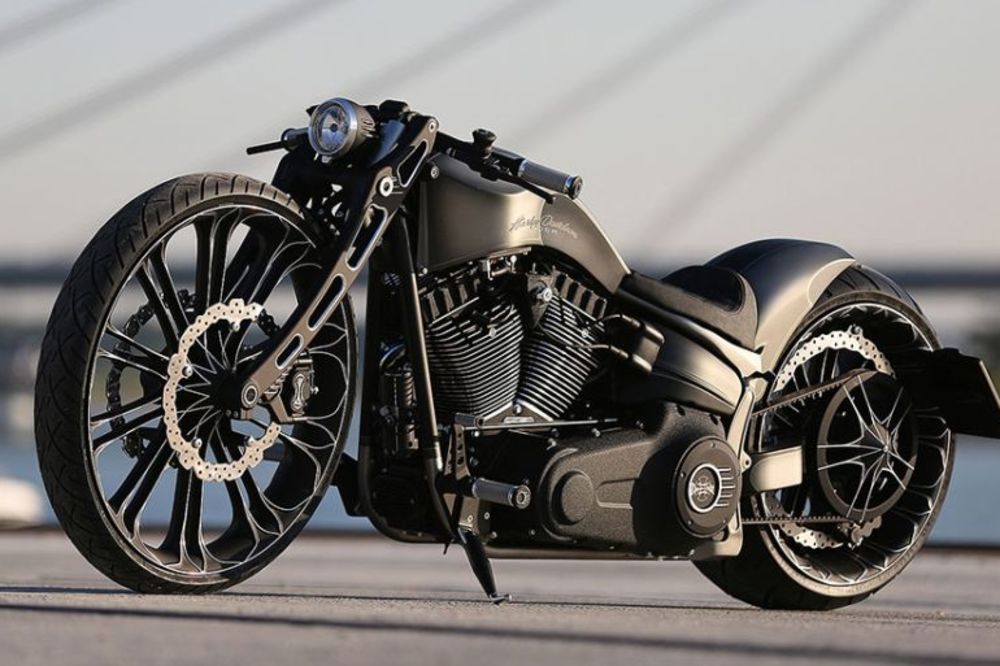 Grom na dva točka: Klasičan čoper, modernih i elegantnih linija (FOTO) (VIDEO)