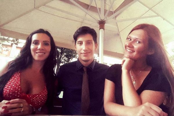 Voli starije! Sin Isidore Bjelice u zanosu sa našom poznatom folk pevačicom! (FOTO)