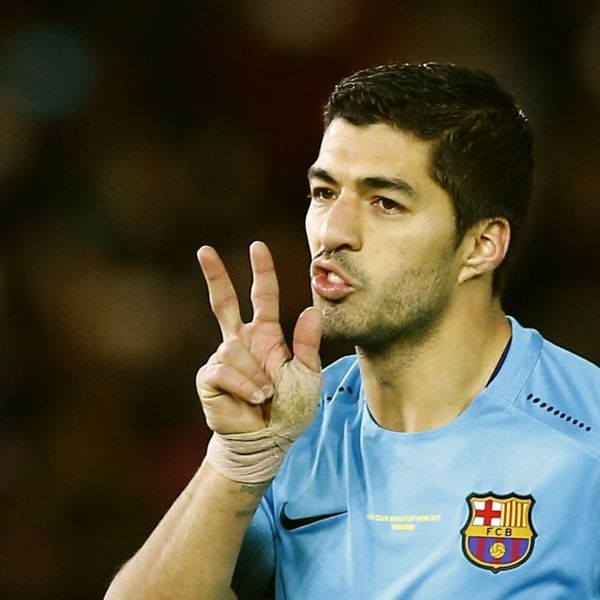 Ono kad Suarez bez problema da tri komada i pošalje Barsu u finale Svetskog prvenstva! (VIDEO)