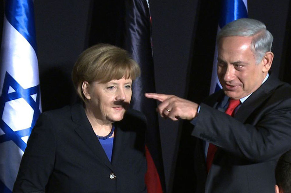 Da li je ovo fotka decenije? Merkelova kao Hitler ispred jevrejske zastave! (FOTO)