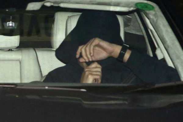 Ludnica na Tviteru: Murinja ubili od prozivanja posle otkaza u Čelsiju, a on odneo 55 miliona evra! (FOTO)