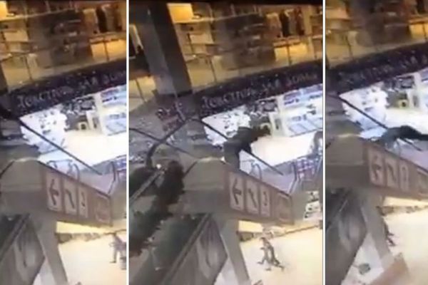 Kao najgora noćna mora: Pao sa pokretnih stepenica i ostao na mestu mrtav (VIDEO)